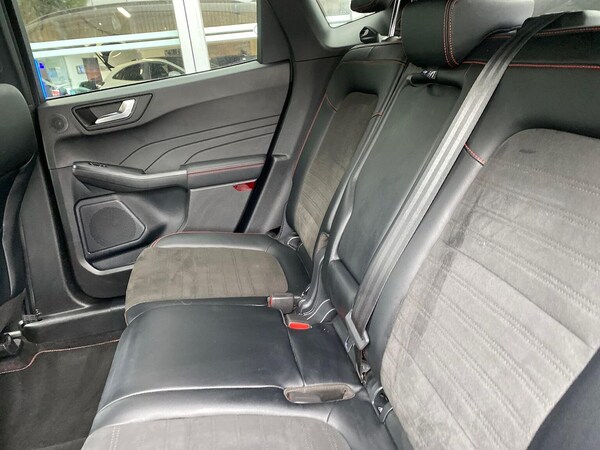 Used Ford Kuga 2022 for sale - 75628361: Photo 16