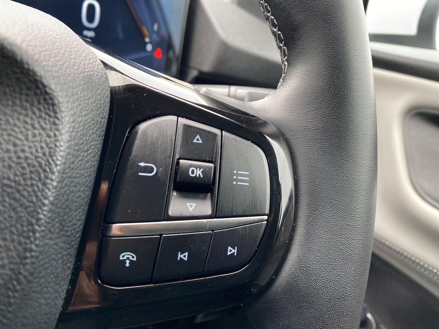 Used Ford Puma 2025 for sale - 78210250: Photo 28