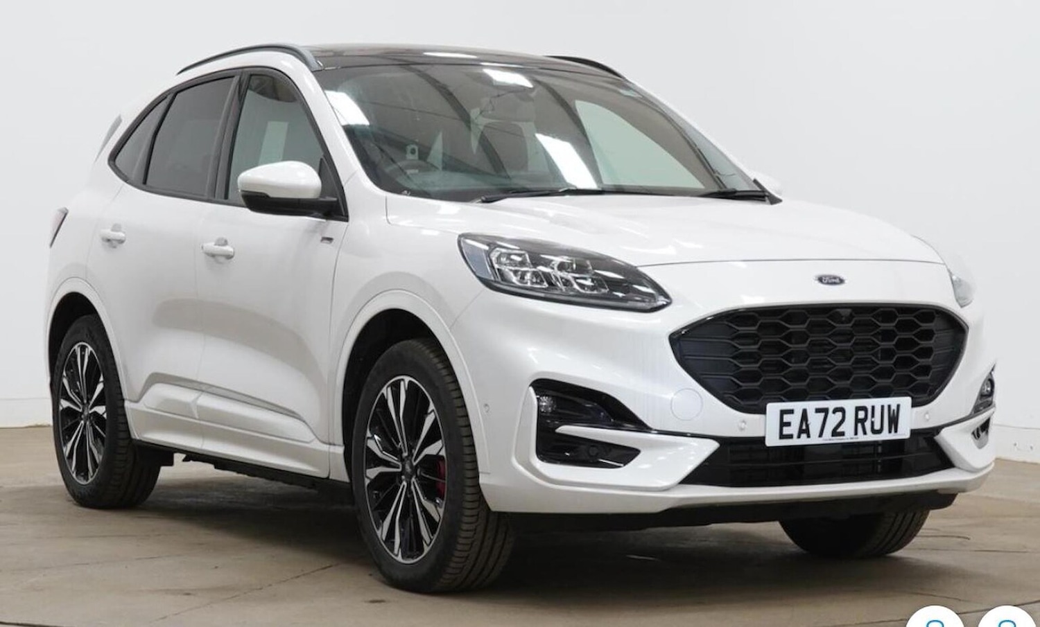 Used Ford Kuga 2023 for sale - 76430789: Photo 2