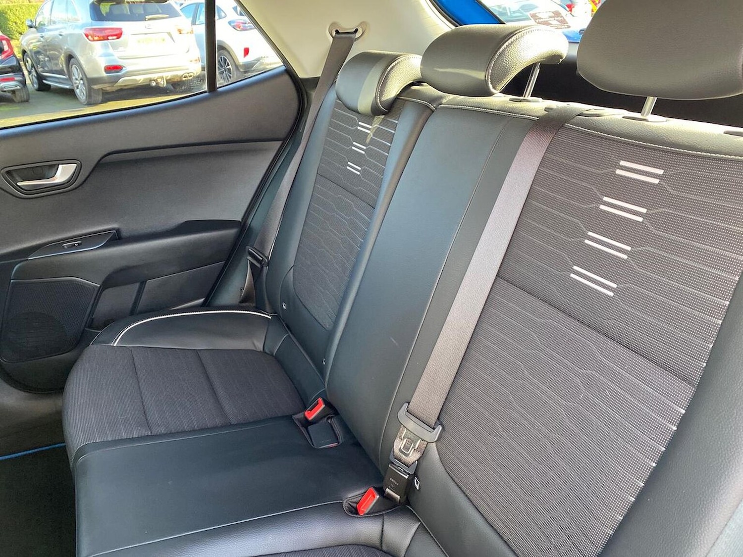 Used Kia Stonic 2023 for sale - 77489713: Photo 16