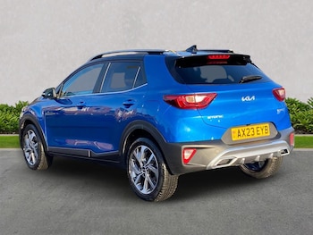 Used Kia Stonic 2023 for sale - 77489713: Photo