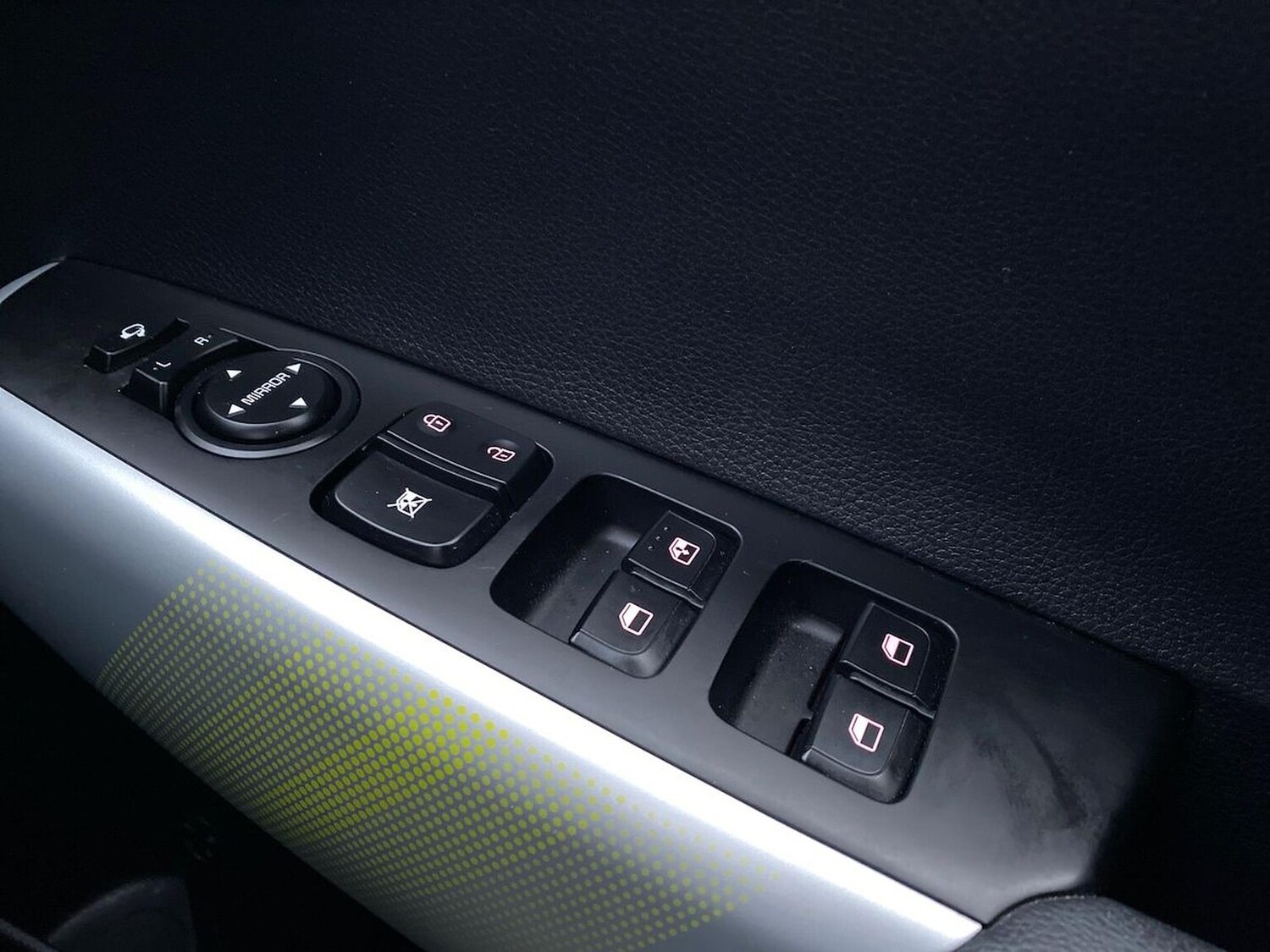 Used Kia Picanto 2023 for sale - 77488893: Photo 21