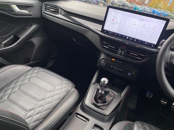 Used Ford Focus 2023 for sale - 76171587: Photo 13