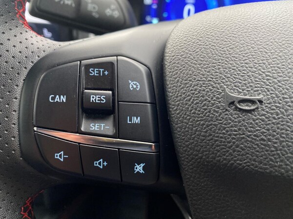 Used Ford Focus 2023 for sale - 76171587: Photo 26
