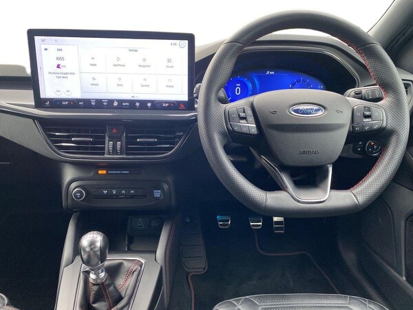 Used Ford Focus 2023 for sale - 76171587: Photo 9