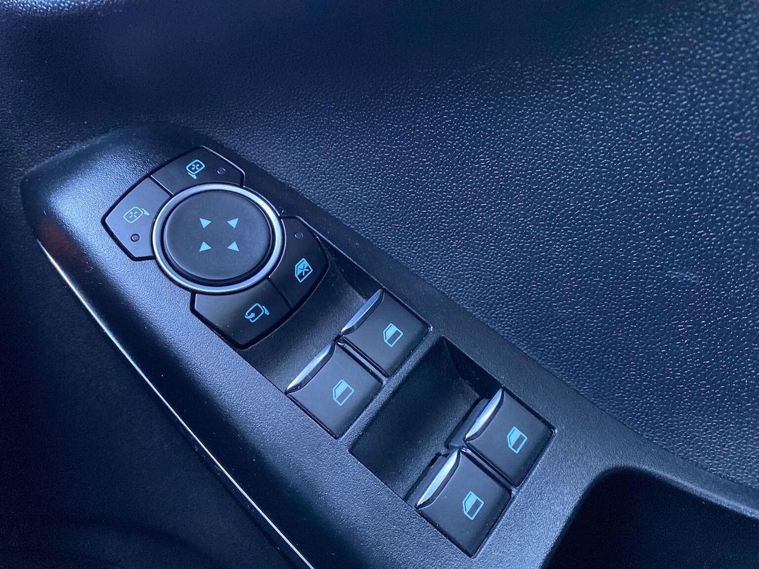 Used Ford Fiesta 2019 for sale - 76778302: Photo 21