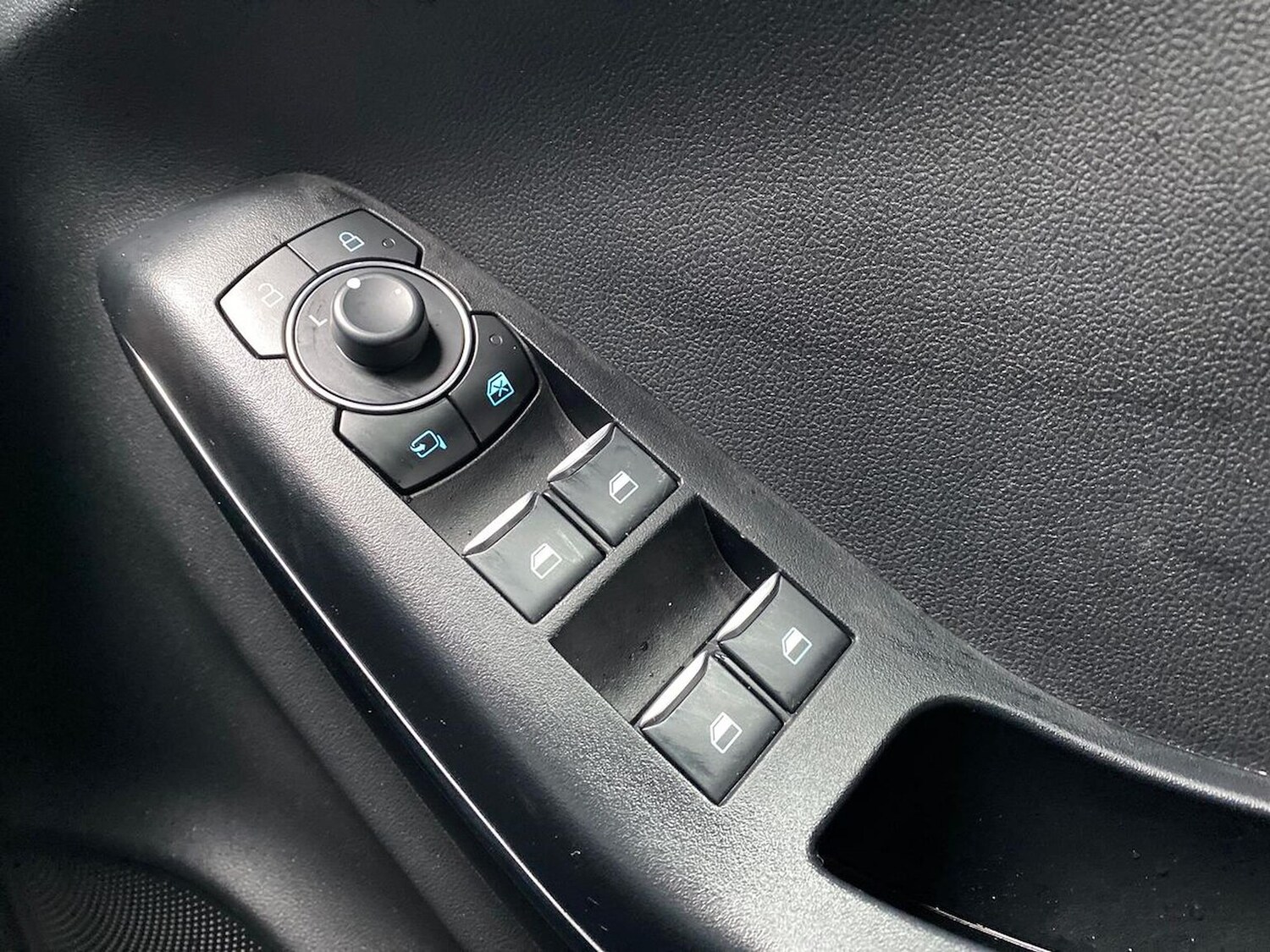 Used Ford Puma 2023 for sale - 76570982: Photo 21