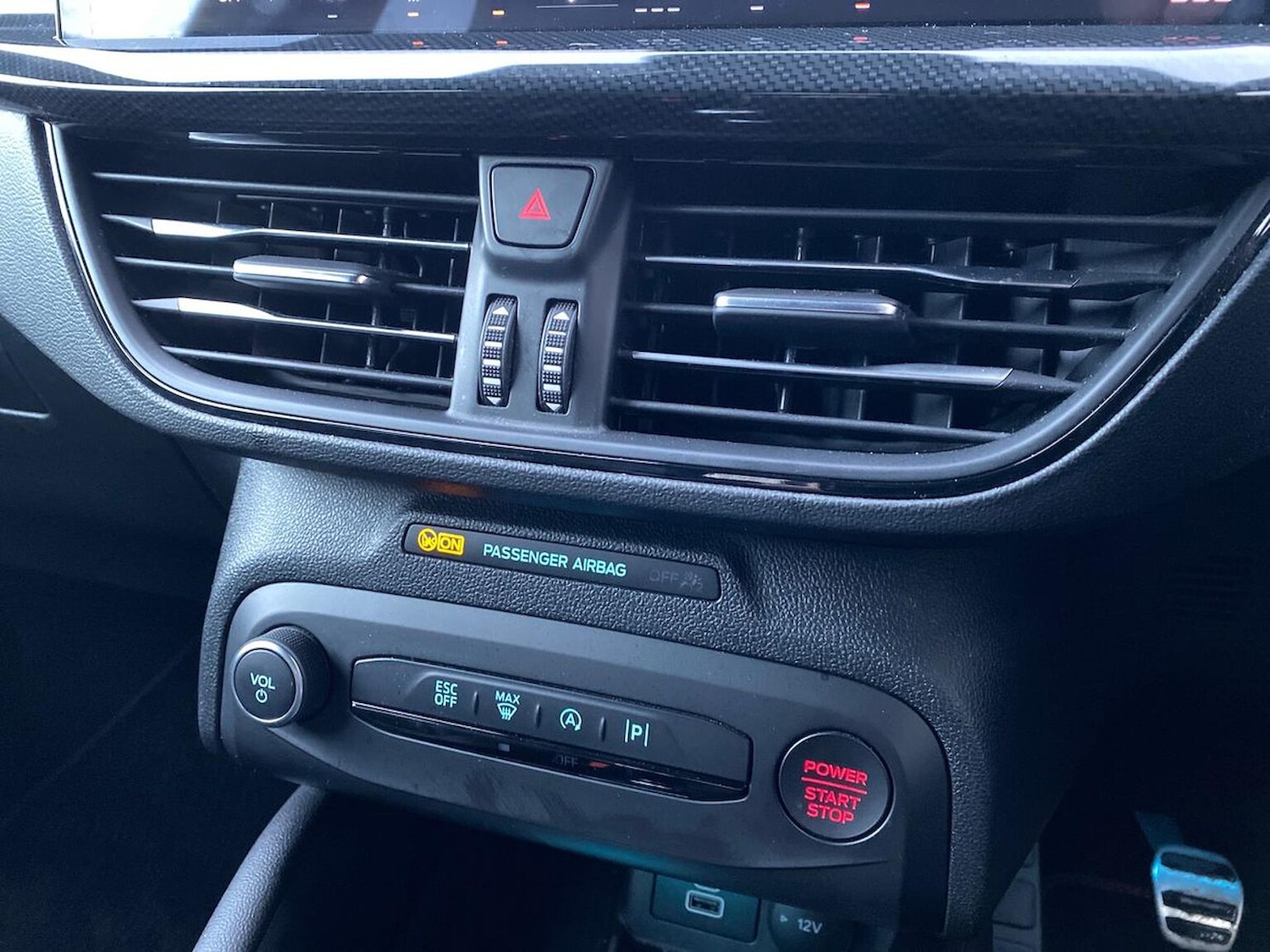 Used Ford Focus 2023 for sale - 77073188: Photo 24