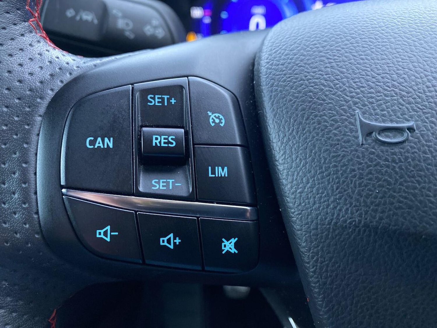 Used Ford Focus 2023 for sale - 77073188: Photo 28