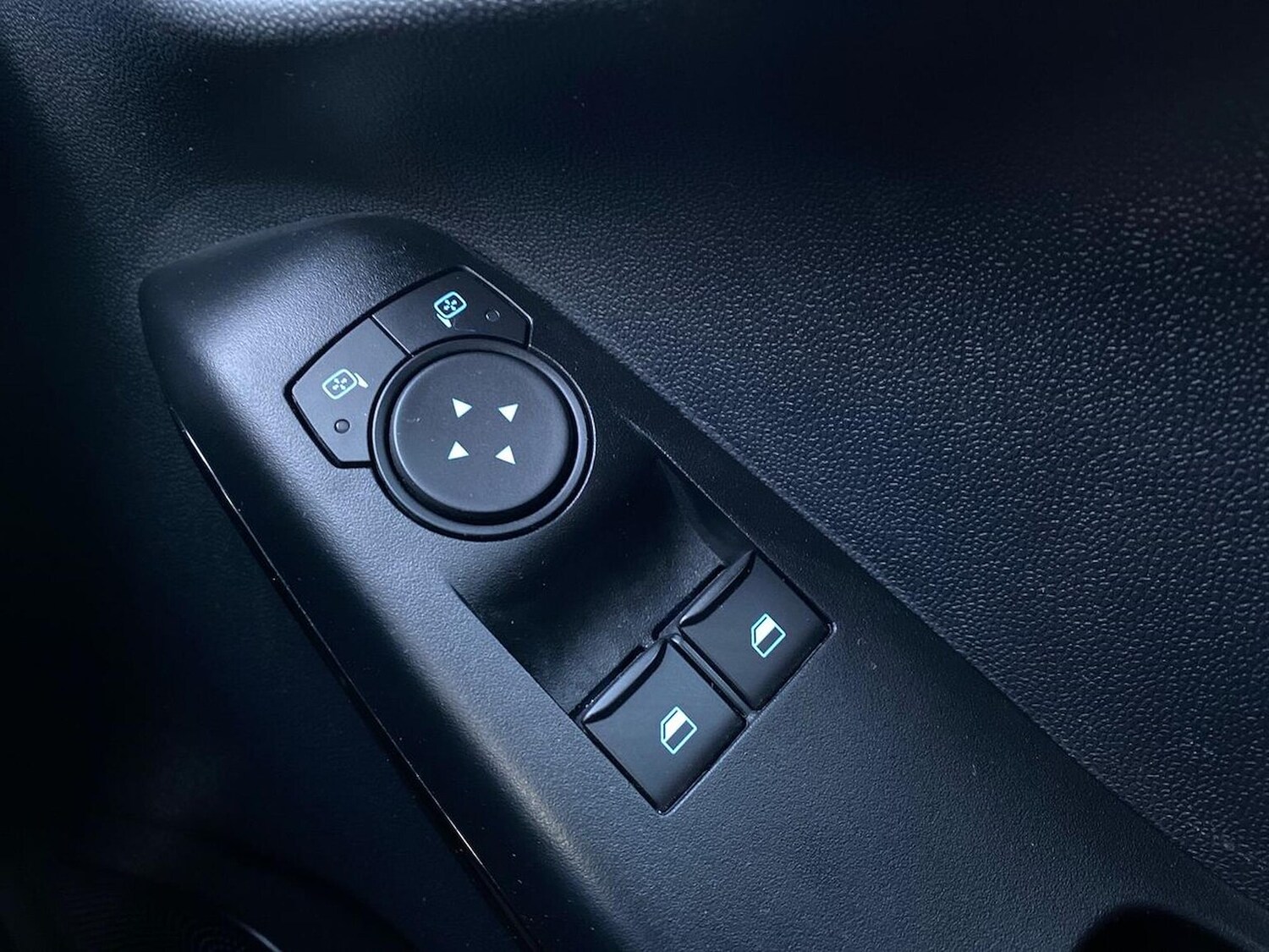 Used Ford Fiesta 2023 for sale - 77488880: Photo 21