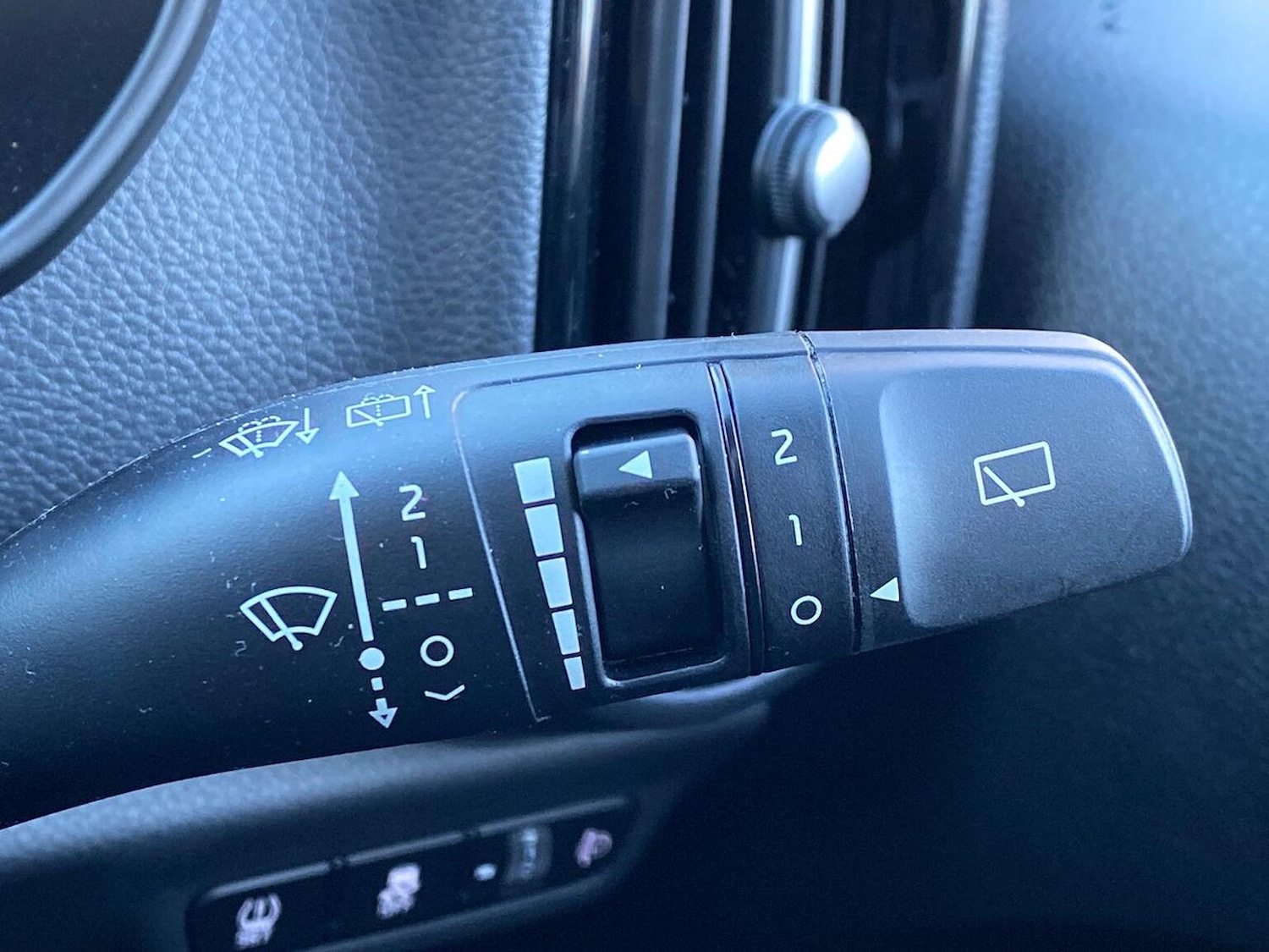 Used Kia Picanto 2025 for sale - 76919008: Photo 29