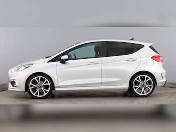 Used Ford Fiesta 2020 for sale - 76149523: Photo 2
