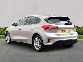 Used Ford Focus 2021 for sale - 76198428: Photo 2