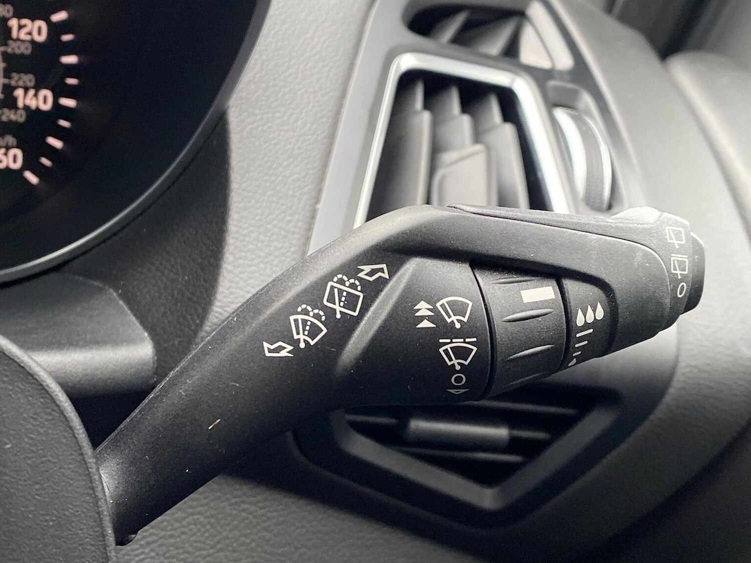 Used Ford Kuga 2019 for sale - 76335110: Photo 29