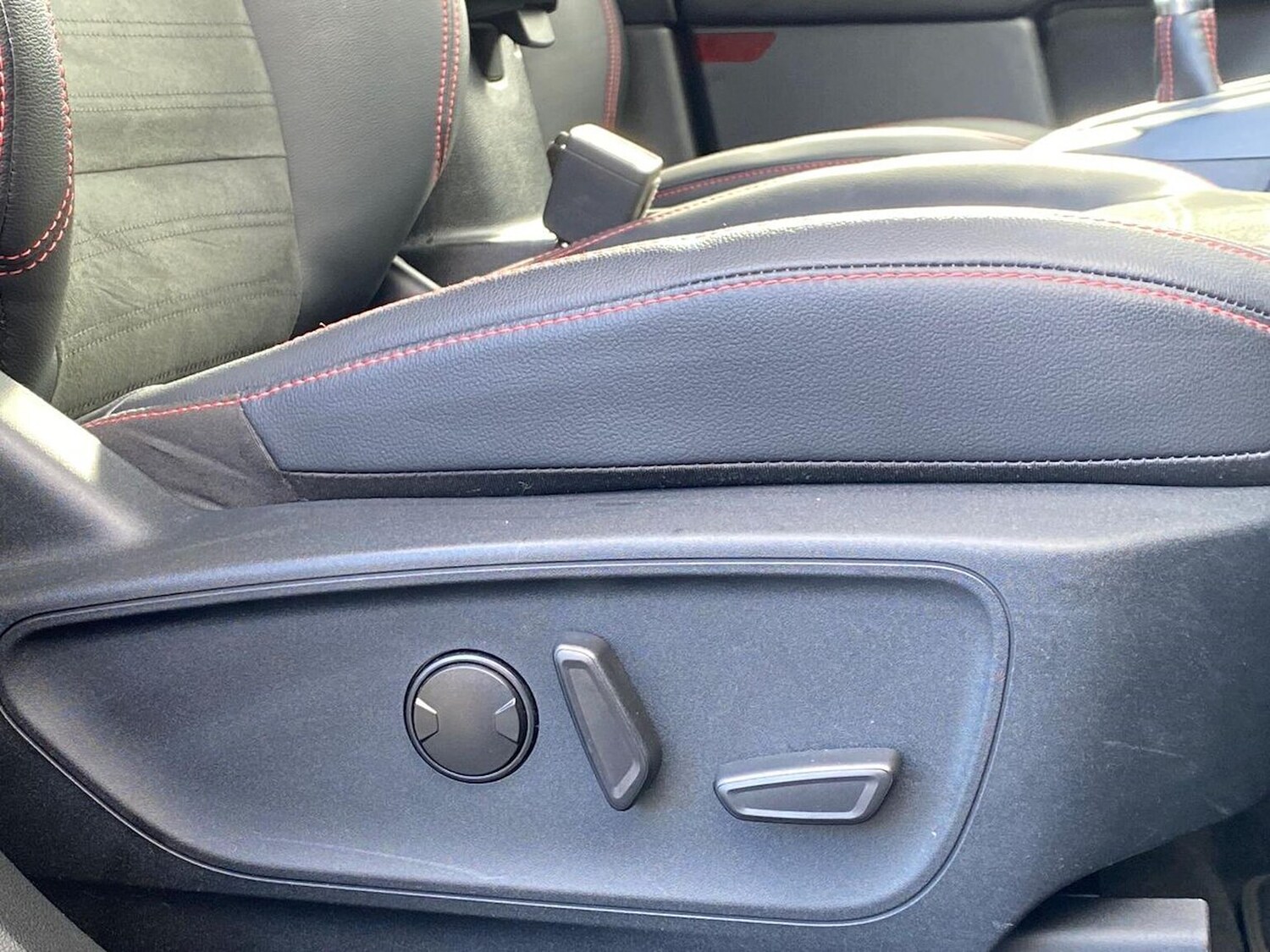 Used Ford Kuga 2023 for sale - 75975367: Photo 30