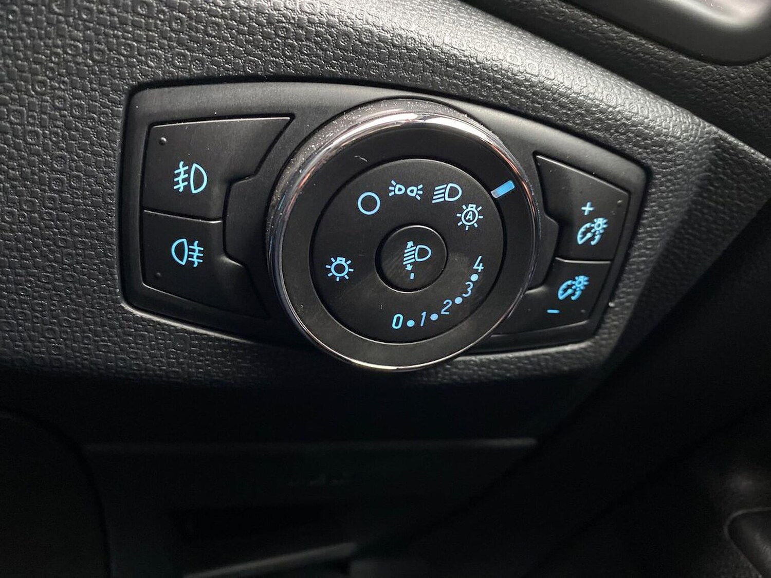 Used Ford Ecosport 2019 for sale - 76542999: Photo 22