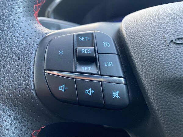Used Ford Kuga 2023 for sale - 76212030: Photo 26
