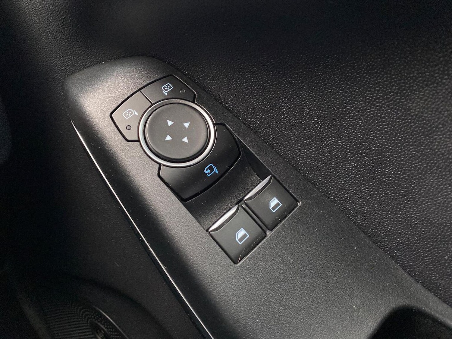 Used Ford Fiesta 2021 for sale - 76570993: Photo 21