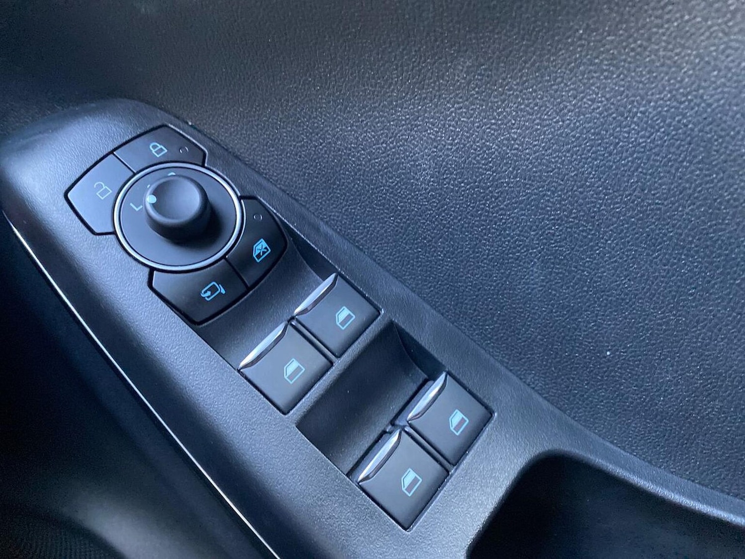 Used Ford Puma 2023 for sale - 76681759: Photo 21