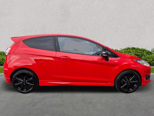 Used Ford Fiesta 2016 for sale - 76030437: Photo 3