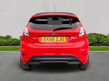 Used Ford Fiesta 2016 for sale - 76030437: Photo