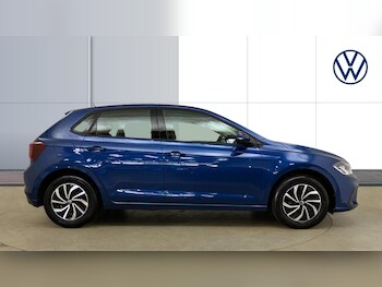 Used Volkswagen Polo 2023 for sale - 75791045: Photo
