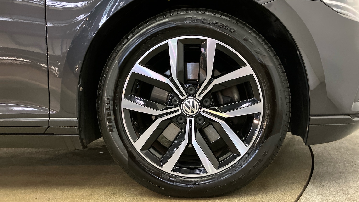 Used Volkswagen Passat 2019 for sale - 76101990: Photo 5