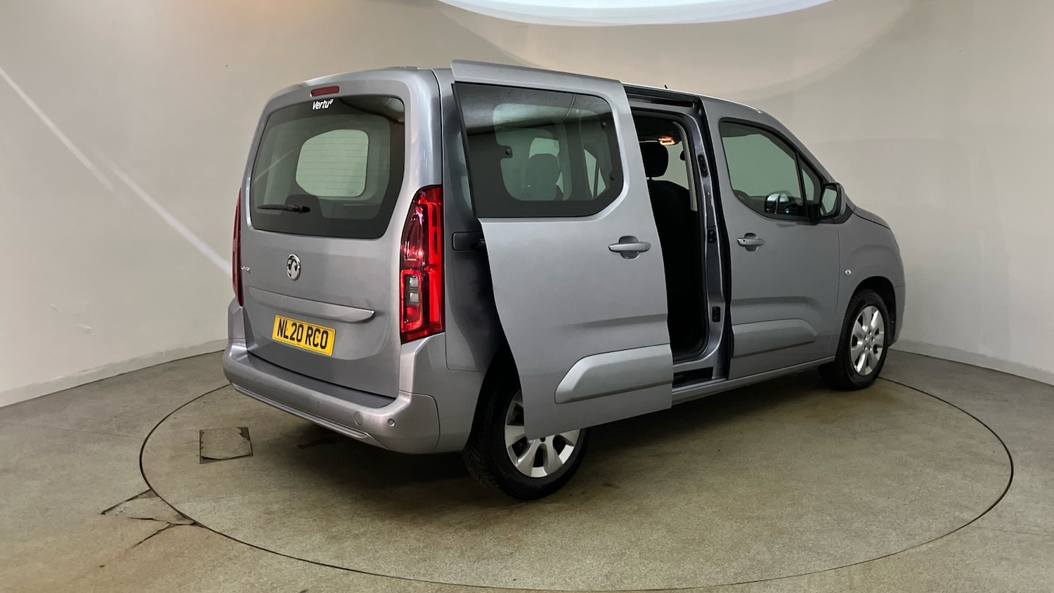 Used Vauxhall Combo Life 2020 for sale - 76792930: Photo 41