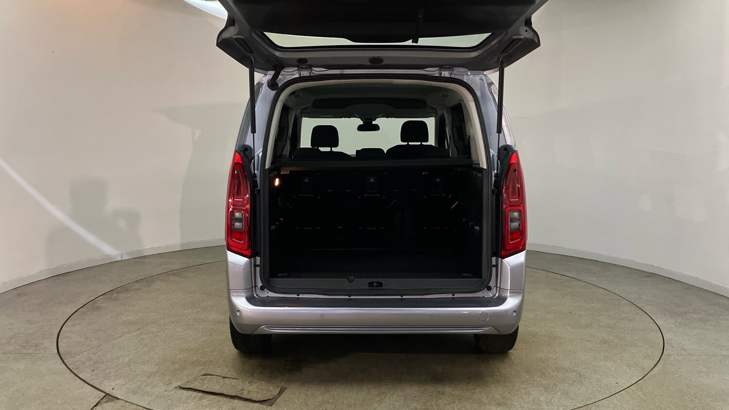 Used Vauxhall Combo Life 2020 for sale - 76792930: Photo 42