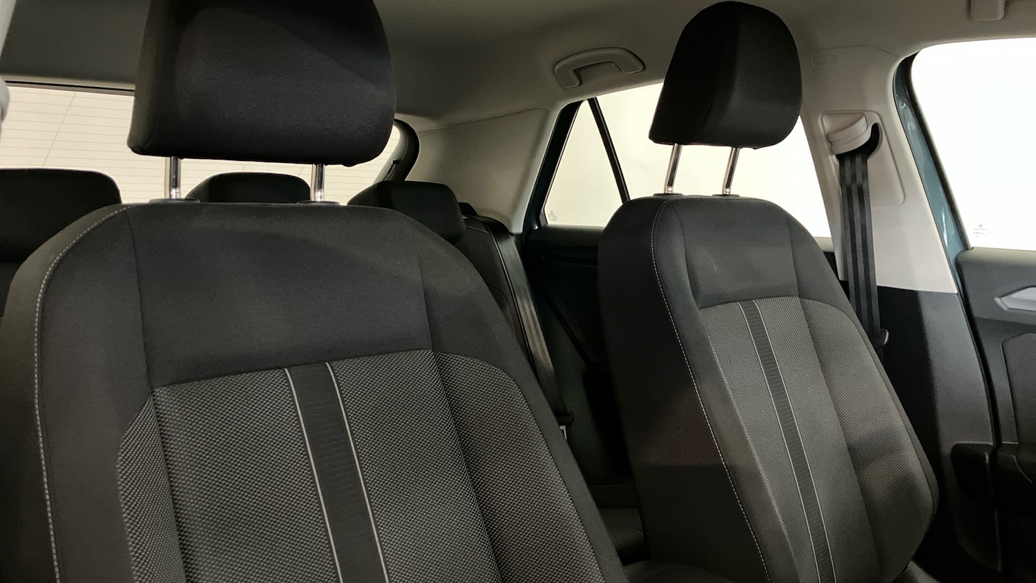 Used Volkswagen T-Roc 2023 for sale - 76494444: Photo 27