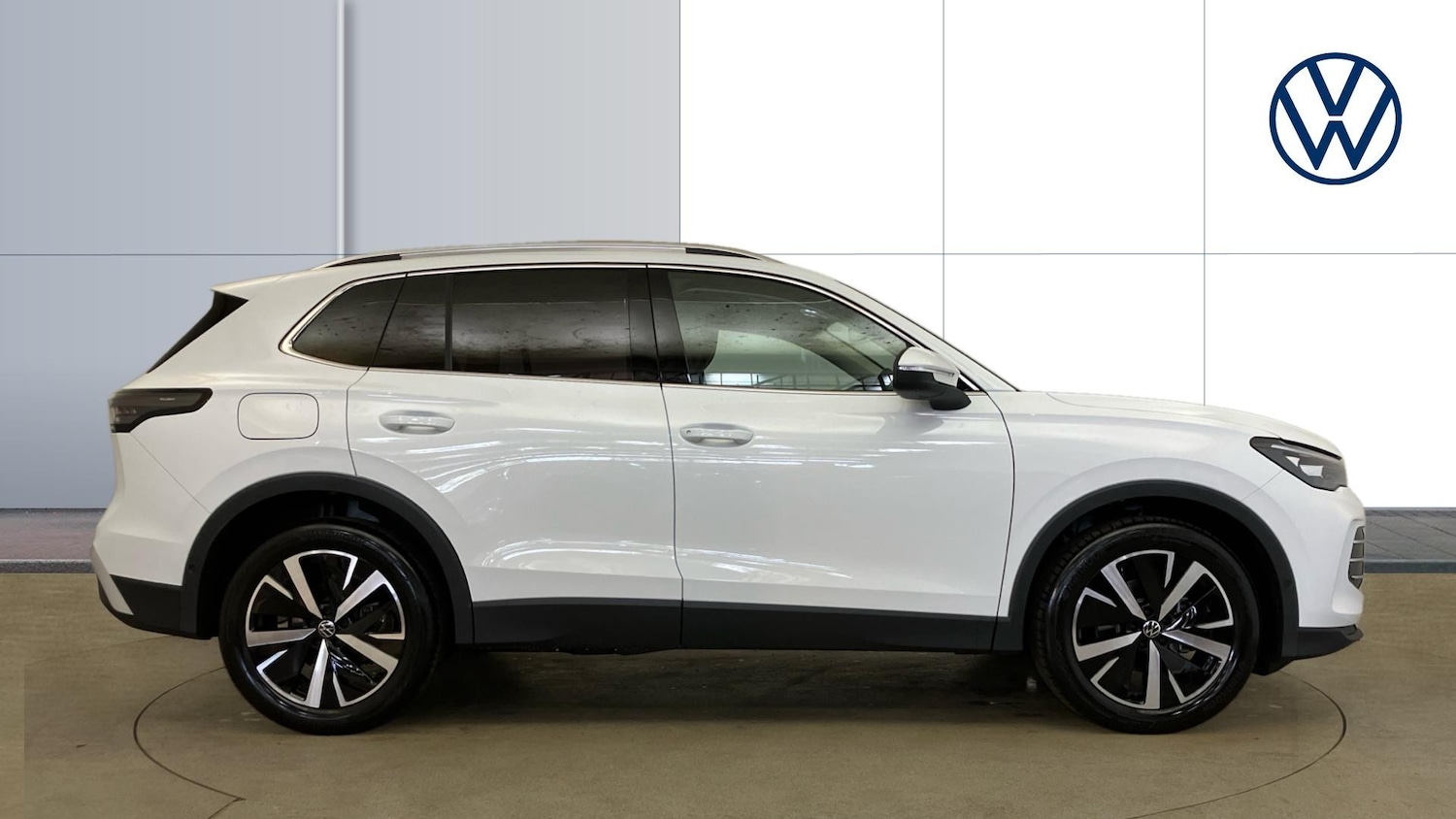 Used Volkswagen Tiguan 2025 for sale - 77085156: Photo 4