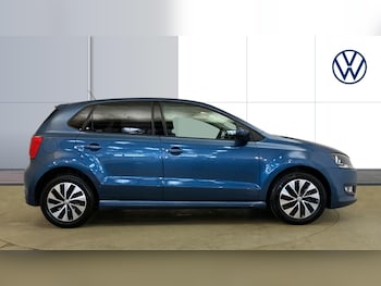 Used Volkswagen Polo 2017 for sale - 77261329: Photo