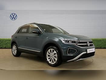 Used Volkswagen T-Roc 2025 for sale - 79614347: Photo
