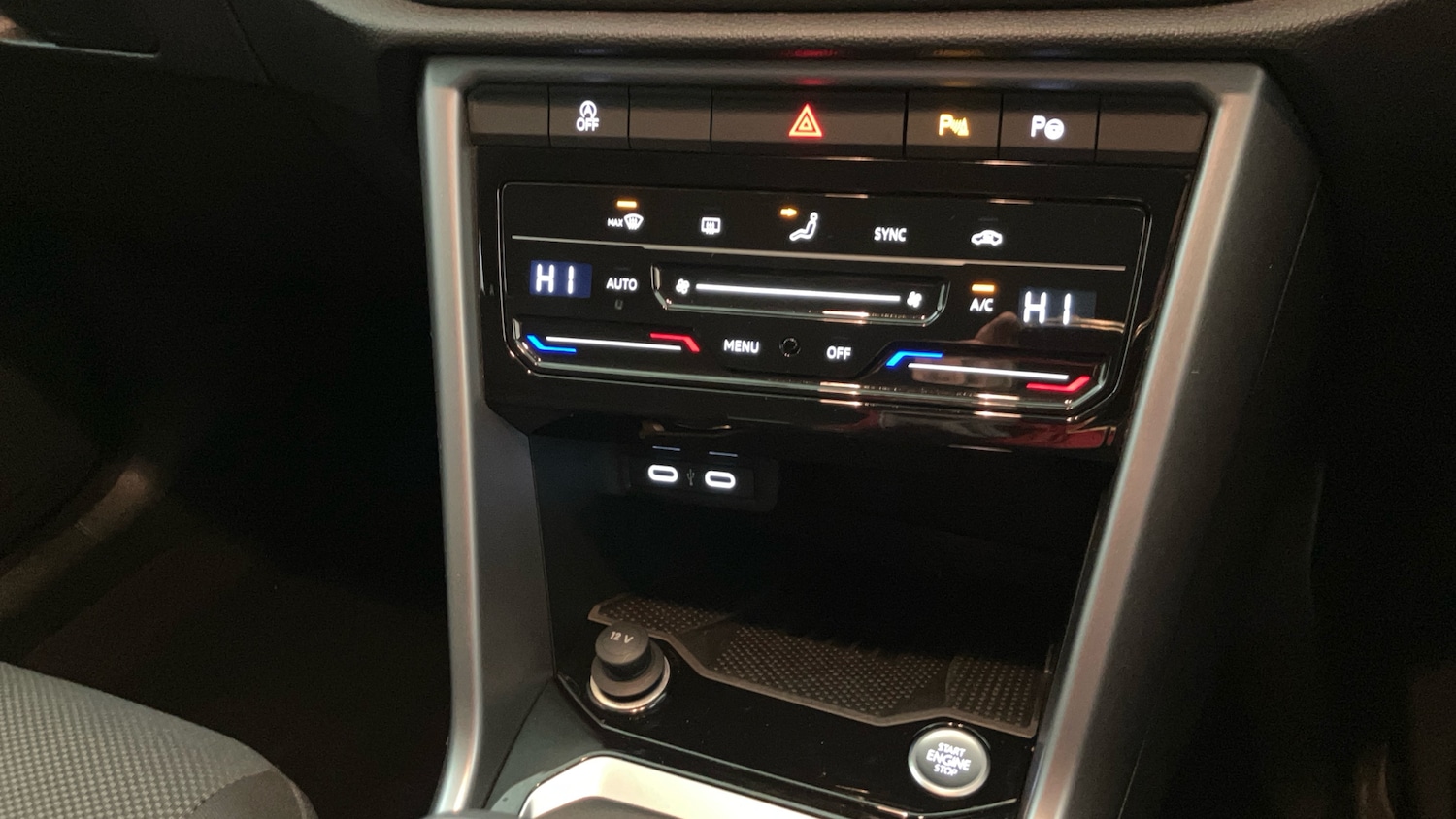 Used Volkswagen T-Roc 2025 for sale - 77113271: Photo 13