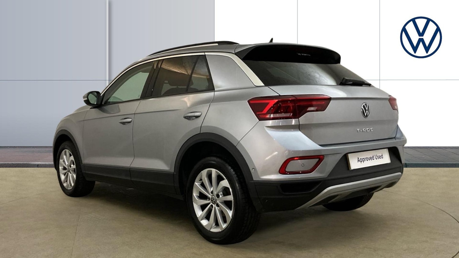 Used Volkswagen T-Roc 2025 for sale - 77113271: Photo 3