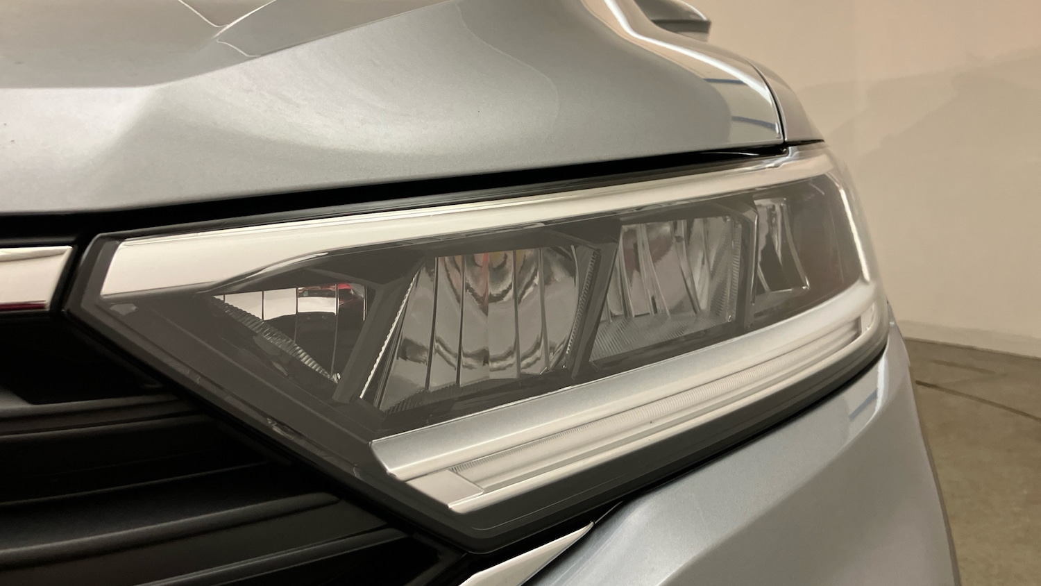 Used Volkswagen T-Roc 2025 for sale - 77113271: Photo 30