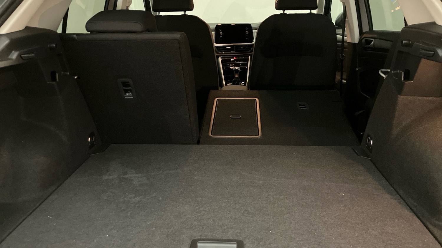 Used Volkswagen T-Roc 2025 for sale - 77113271: Photo 36