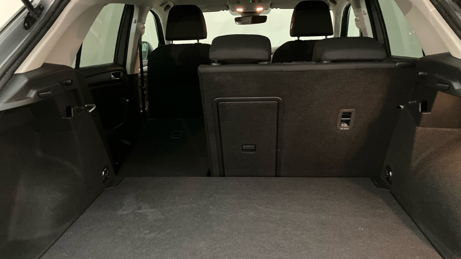 Used Volkswagen T-Roc 2025 for sale - 77113271: Photo 38