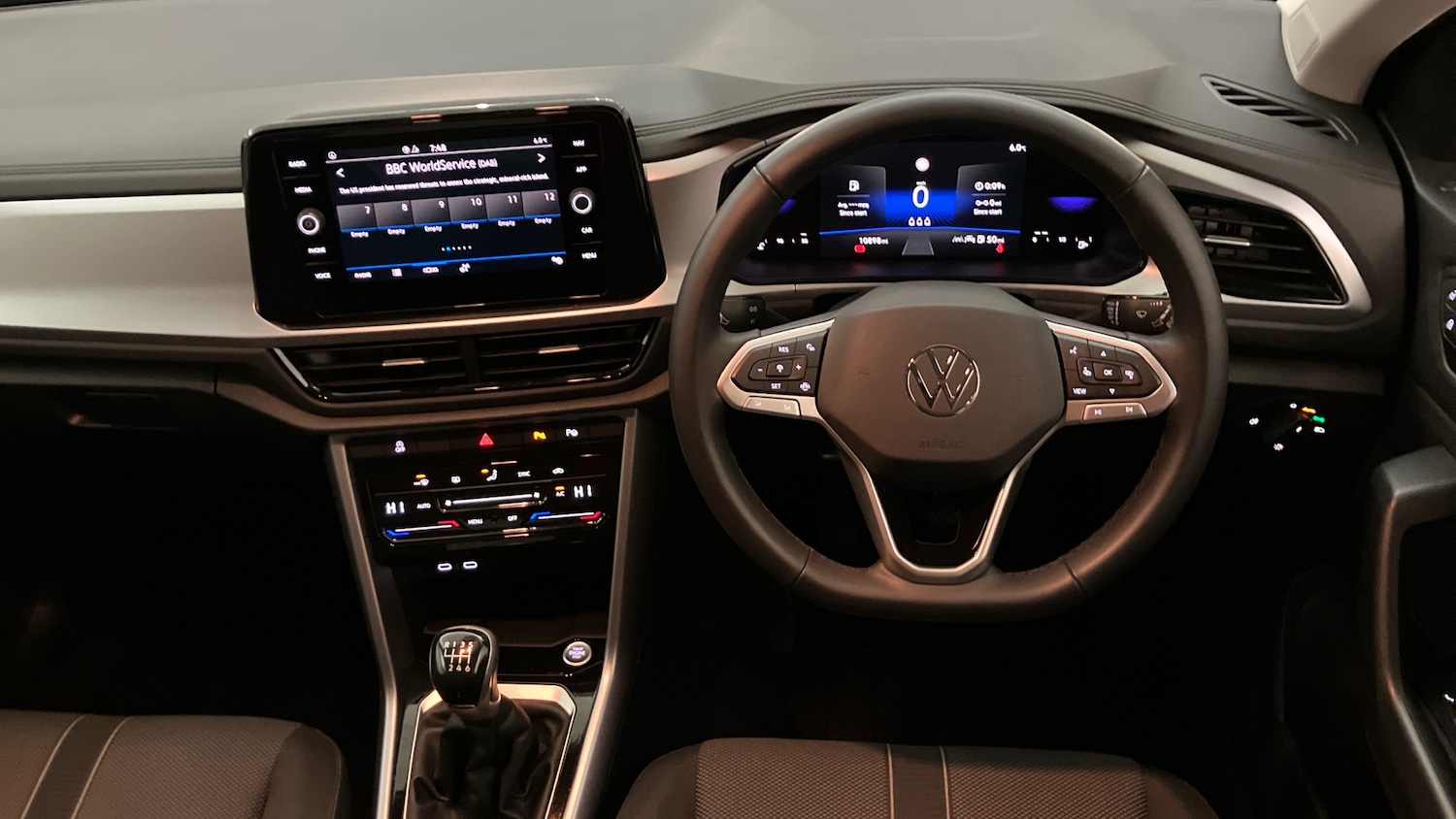 Used Volkswagen T-Roc 2025 for sale - 77113271: Photo 9