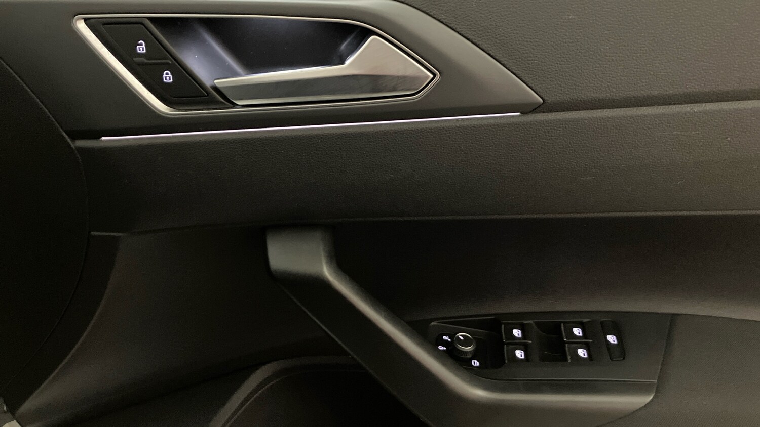 Used Volkswagen Taigo 2023 for sale - 78149284: Photo 19