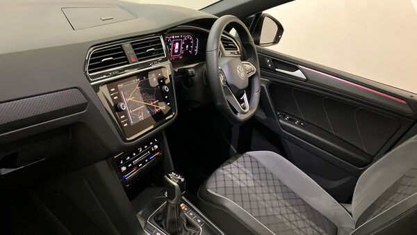 Used Volkswagen Tiguan 2021 for sale - 76114817: Photo 2