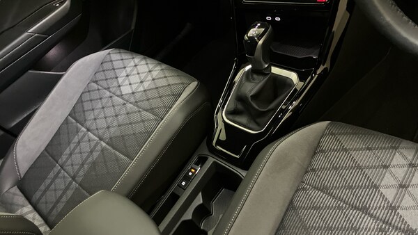 Used Volkswagen T-Roc 2025 for sale - 76005927: Photo 14