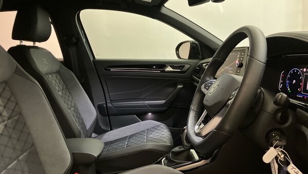 Used Volkswagen T-Roc 2025 for sale - 76005927: Photo 15