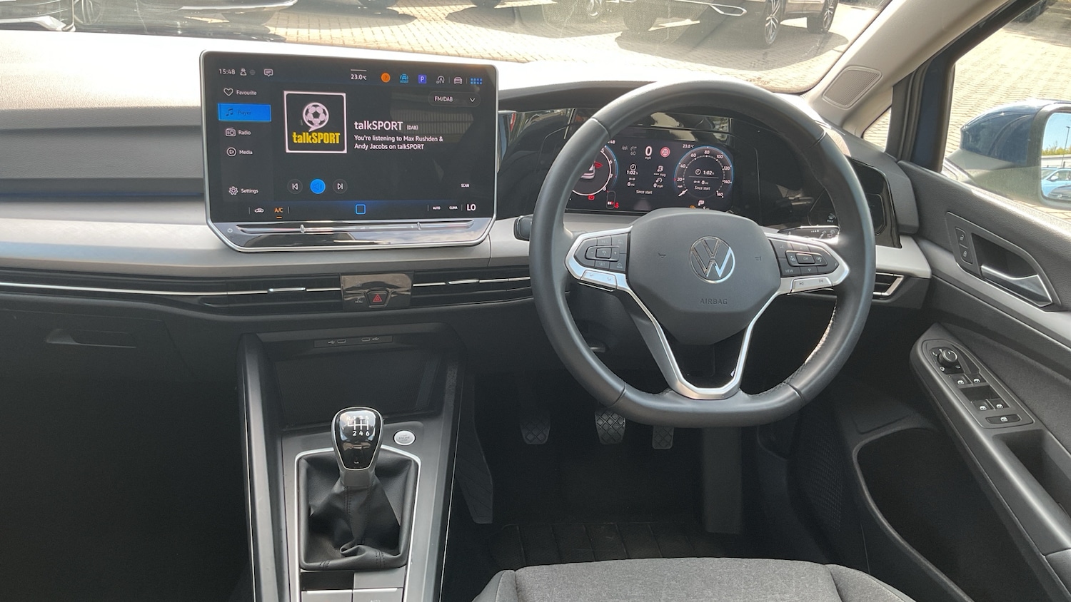 Used Volkswagen Golf 2024 for sale - 76882330: Photo 9