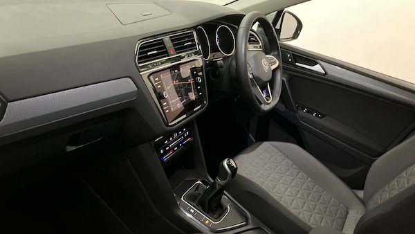 Used Volkswagen Tiguan 2022 for sale - 76117292: Photo 2