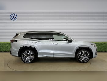 Used Volkswagen Touran 2026 for sale - 78848059: Photo