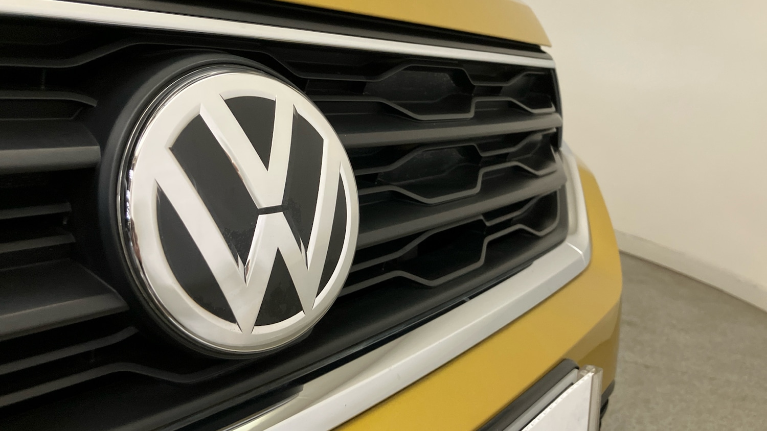 Used Volkswagen T-Roc 2018 for sale - 76862227: Photo 29