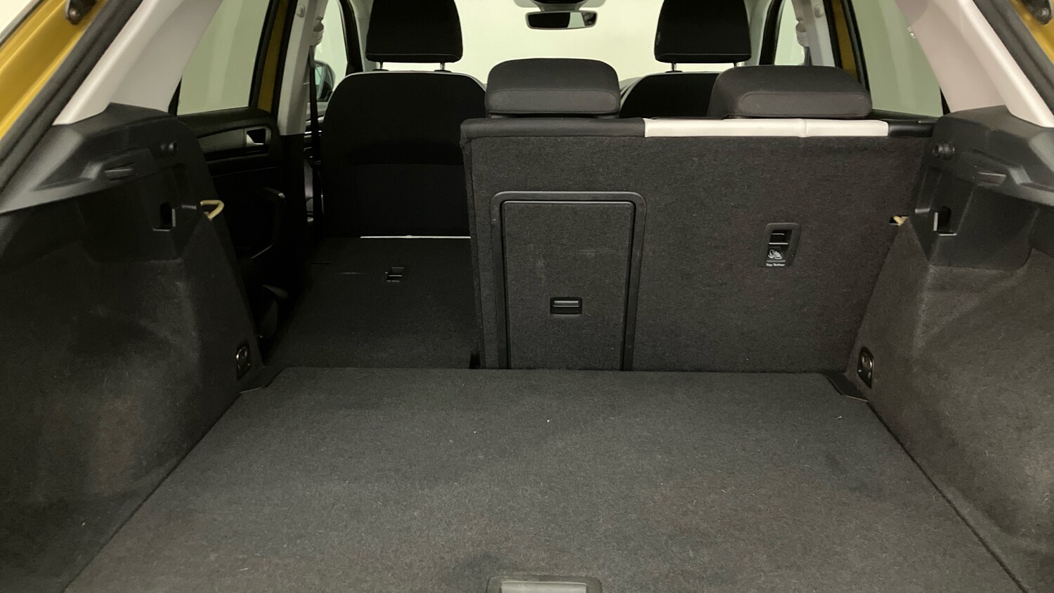 Used Volkswagen T-Roc 2018 for sale - 76862227: Photo 36