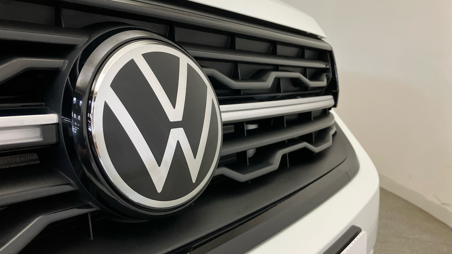 Used Volkswagen T-Cross 2025 for sale - 76968759: Photo 30