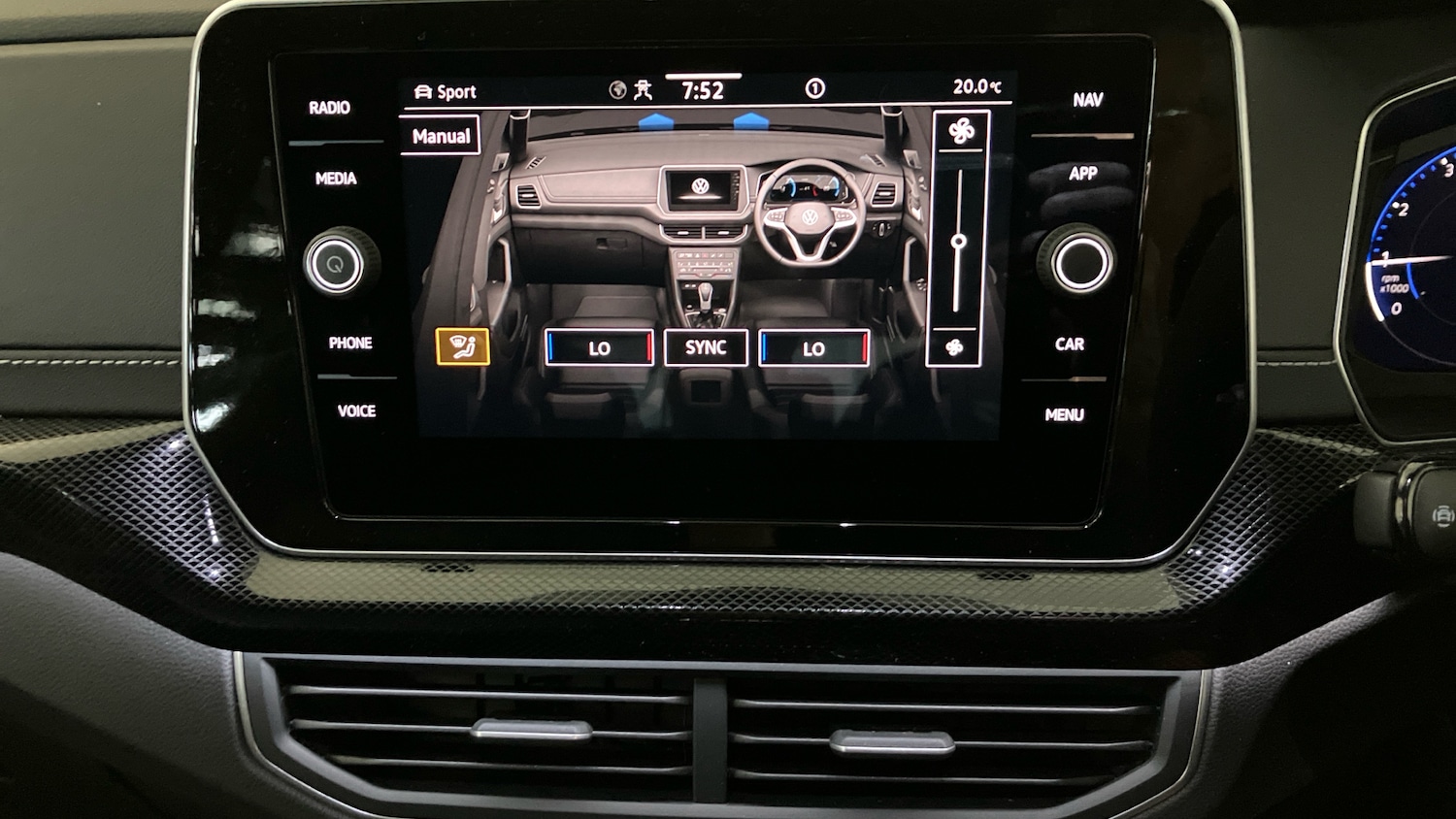 Used Volkswagen T-Cross 2025 for sale - 76968759: Photo 42